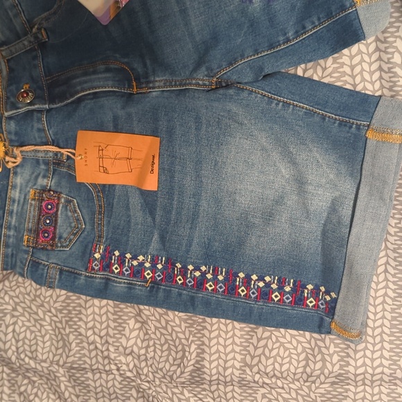 Desigual Catrina Denim Shorts - Picture 3 of 10